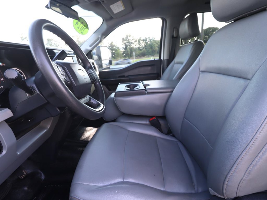 Used 2024 Ford F350 XL AWD/4WD image 2