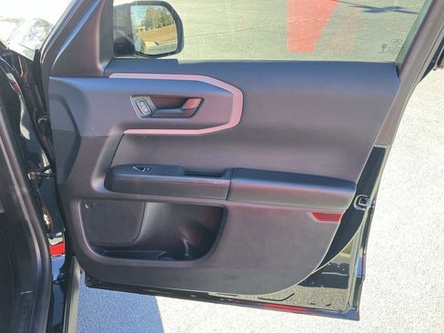 Used 2022 Ford Bronco Sport Base image 32