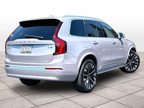 Used 2026 Volvo XC90 B5 Plus w/ Protection Package AWD/4WD image 16
