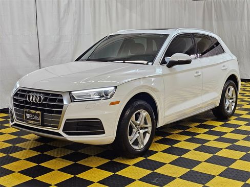 Used 2019 Audi Q5 2.0T Premium w/ Convenience Package image 7