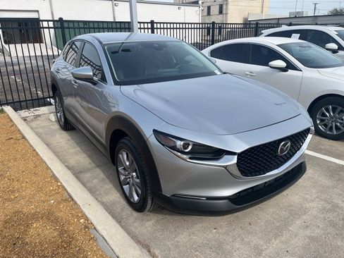 Used 2020 MAZDA CX-30 FWD w/ Preferred Package image 2