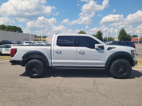 Used 2025 Ford F150 Raptor AWD/4WD image 2
