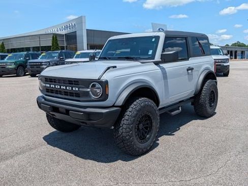 New 2026 Ford Bronco 2-Door AWD/4WD image 1