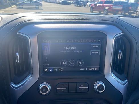 Used 2020 GMC Sierra 1500 Elevation w/ Elevation Value Package AWD/4WD image 22