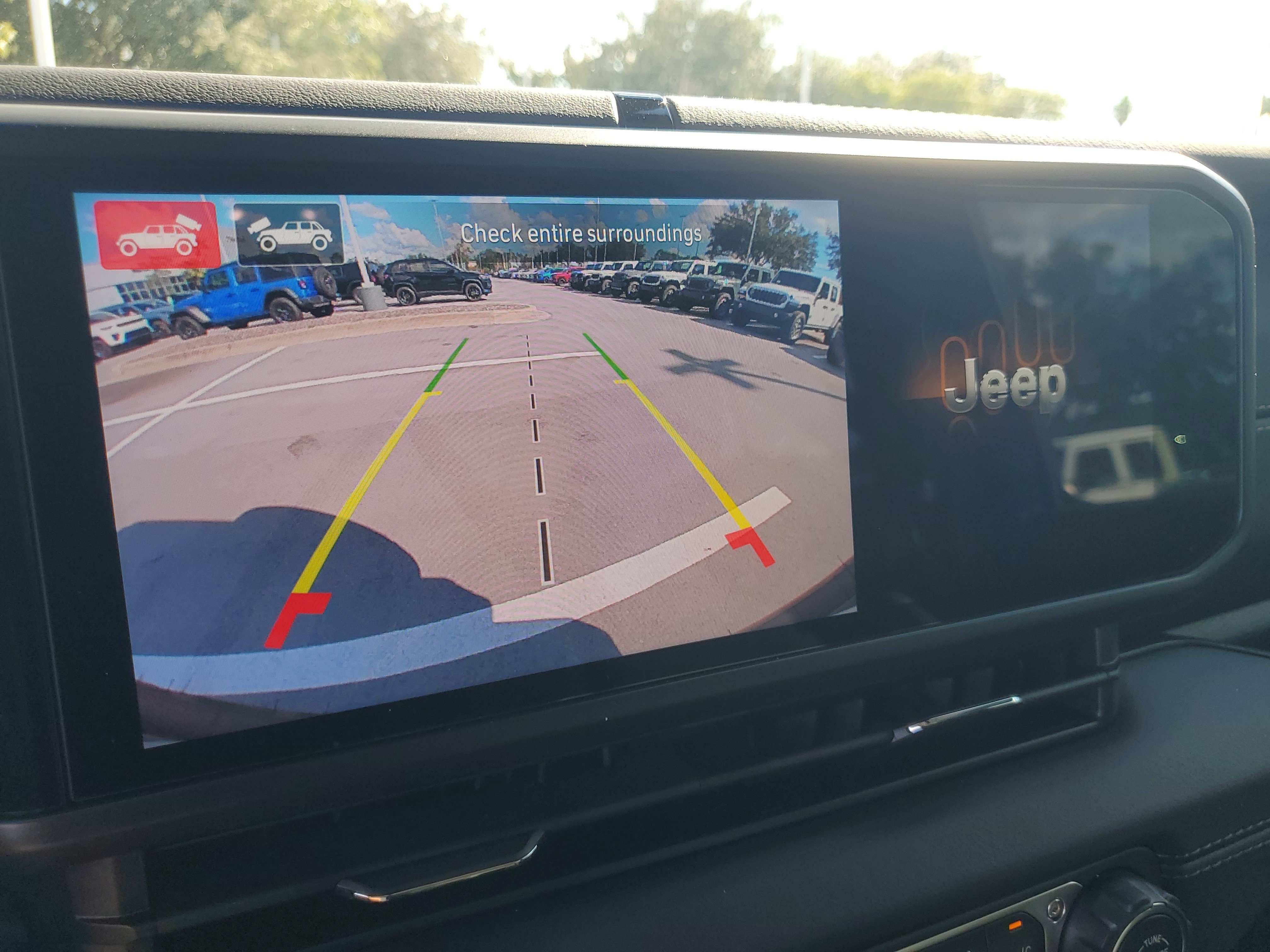 New 2027 Jeep Wrangler Unlimited Sahara AWD/4WD image 21