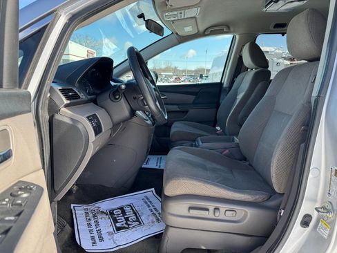 Used 2015 Honda Odyssey EX image 15