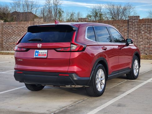 Used 2023 Honda CR-V EX image 6