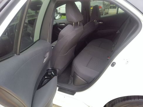 Used 2022 Toyota Corolla Hatchback image 17