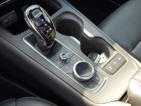 Used 2023 Cadillac XT4 Sport w/ Cold Weather Package image 21