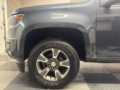 Used 2019 Chevrolet Colorado W/T w/ WT Convenience Package RWD image 12