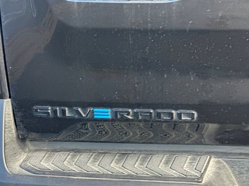 Used 2026 Chevrolet Silverado EV Trail Boss AWD/4WD image 47