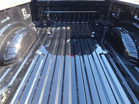 New 2026 Ford F250 XLT w/ FX4 Off-Road Package image 11