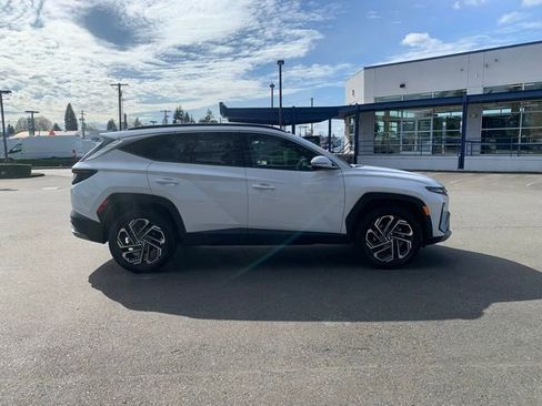 Certified 2025 Hyundai Tucson Limited image 9