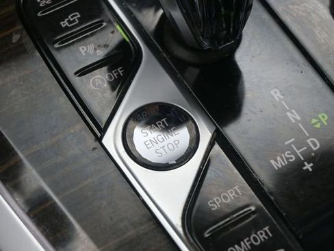 Used 2019 BMW X5 xDrive40i w/ M Sport Package AWD/4WD image 7