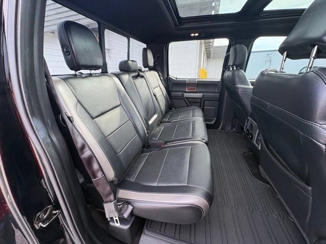 Used 2018 Ford F150 Raptor w/ Equipment Group 802A Luxury AWD/4WD image 32