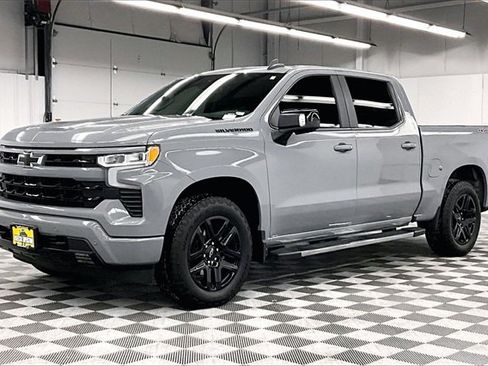 Used 2024 Chevrolet Silverado 1500 RST w/ Convenience Package II image 12