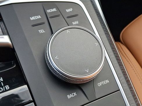 Used 2025 BMW i4 xDrive40i w/ Premium Package image 25