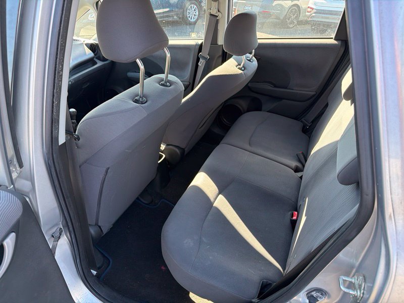 Used 2011 Honda Fit image 9