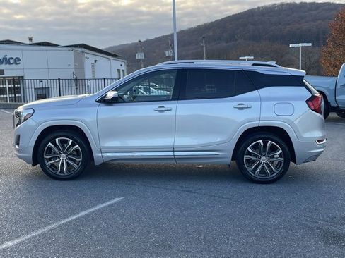 Used 2020 GMC Terrain Denali w/ Denali Premium Package image 11