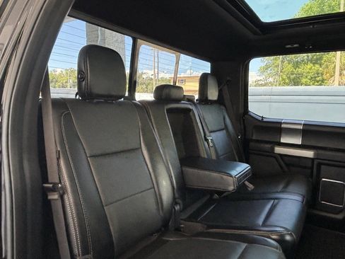 Used 2017 Ford F150 Lariat w/ Equipment Group 502A Luxury AWD/4WD image 32