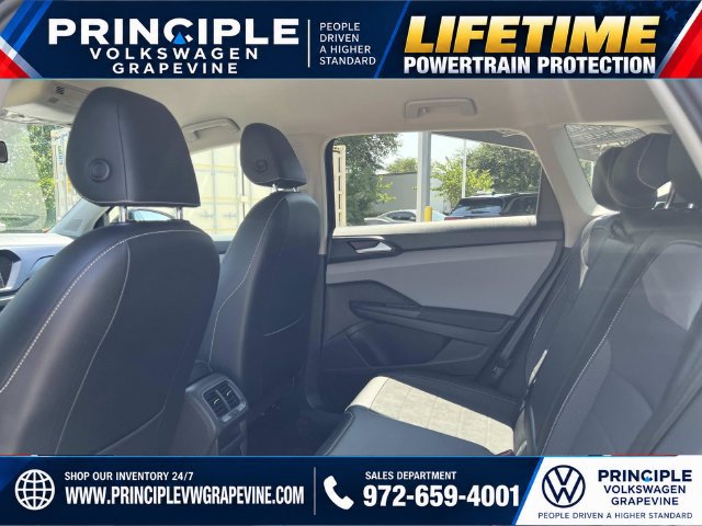 Used 2022 Volkswagen Taos SE FWD image 23
