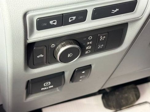 Used 2022 Ford F150 XLT w/ Equipment Group 302A High image 10