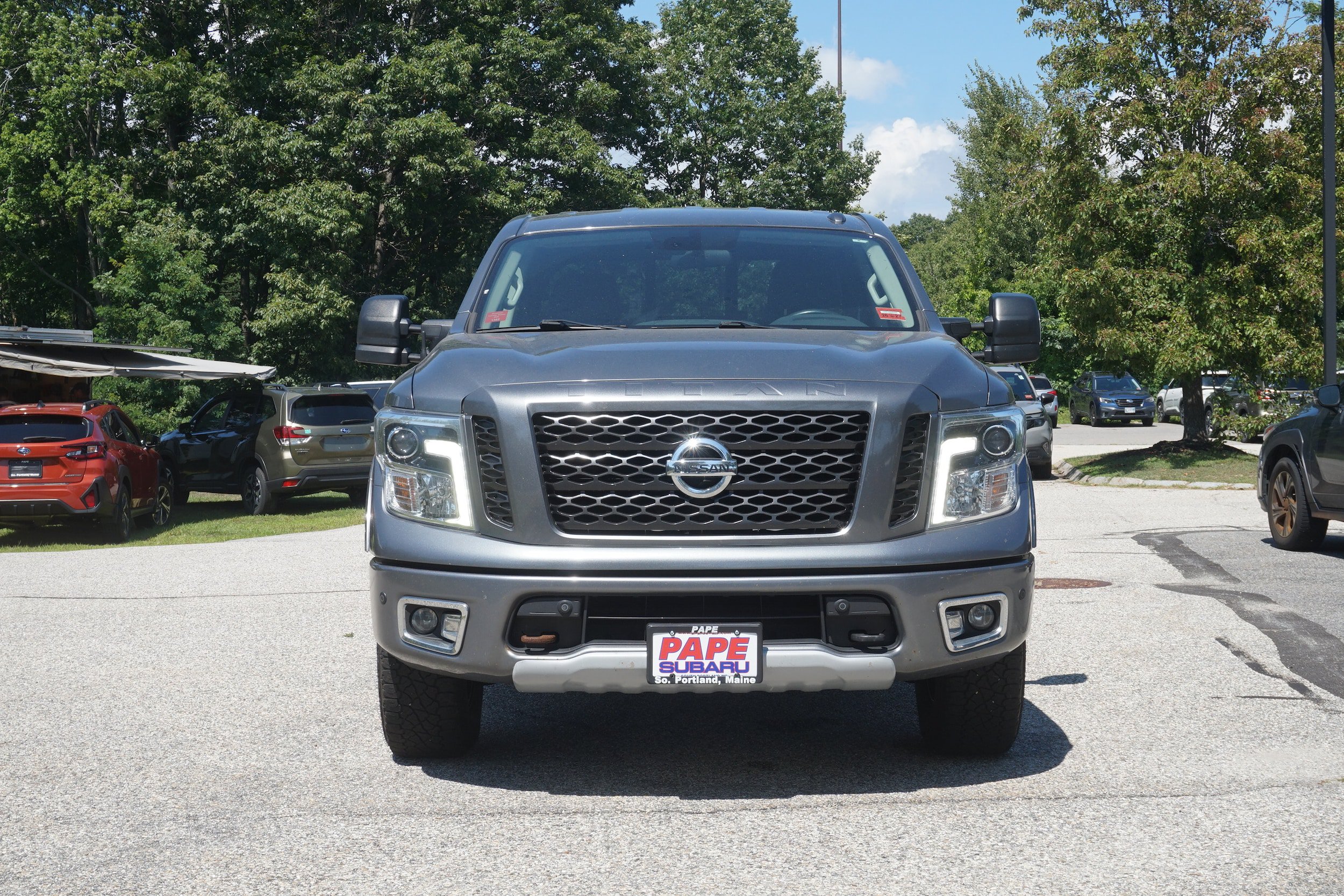 Used 2019 Nissan Titan PRO-4X w/ Pro-4x Utility Package AWD/4WD image 2