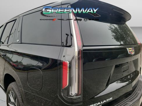 Used 2024 Cadillac Escalade Sport w/ Touring Package image 28