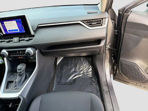 Used 2024 Toyota RAV4 LE image 17