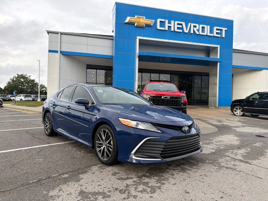 Used 2023 Toyota Camry XLE w/ Navigation Package AWD/4WD image 1