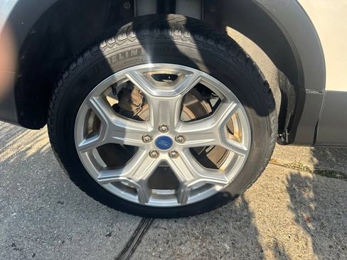 Used 2018 Ford Escape Titanium FWD image 30