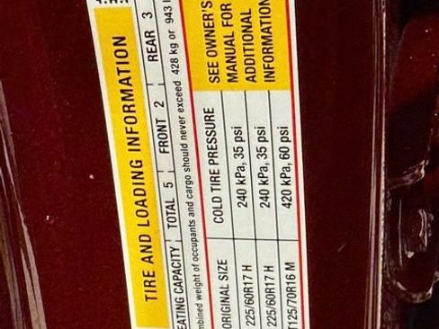 Used 2025 Chevrolet Trax LT image 40