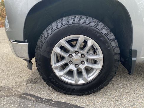 Used 2023 Chevrolet Silverado 1500 LT image 14