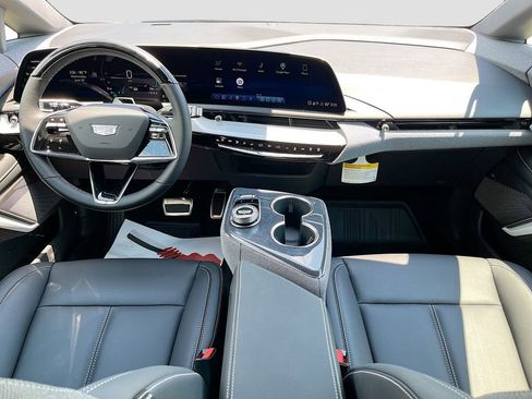 New 2026 Cadillac Optiq Luxury 1 AWD/4WD image 29