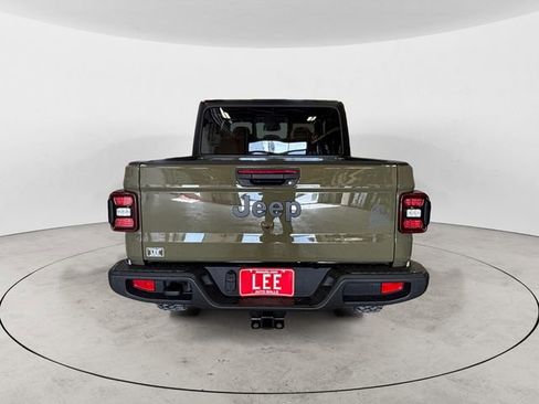 New 2026 Jeep Gladiator Sport AWD/4WD image 5