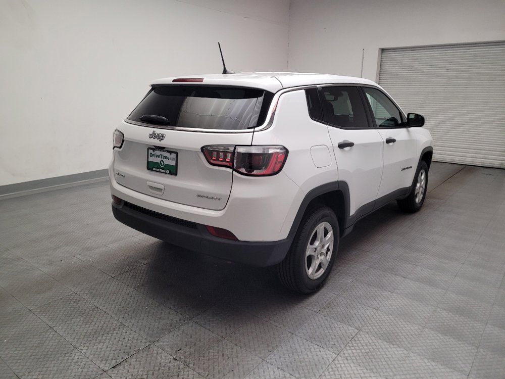 Used 2022 Jeep Compass Sport AWD/4WD image 9