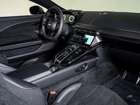 New 2026 Aston Martin V8 Vantage S image 17