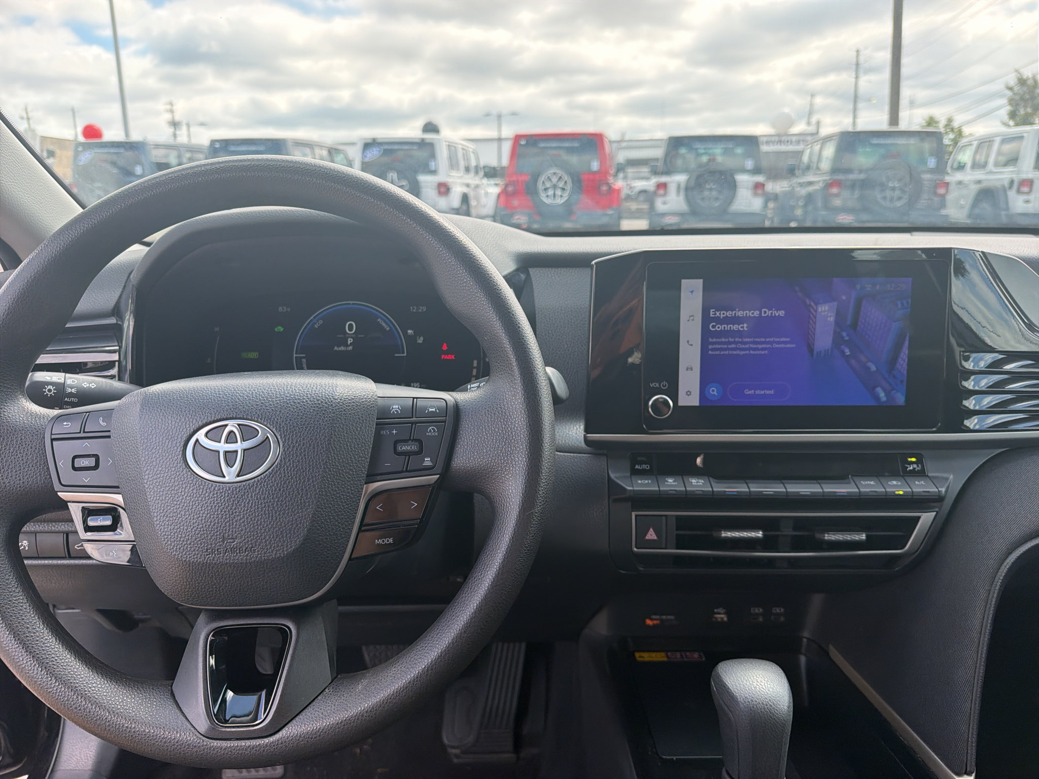 Used 2025 Toyota Camry LE FWD image 16