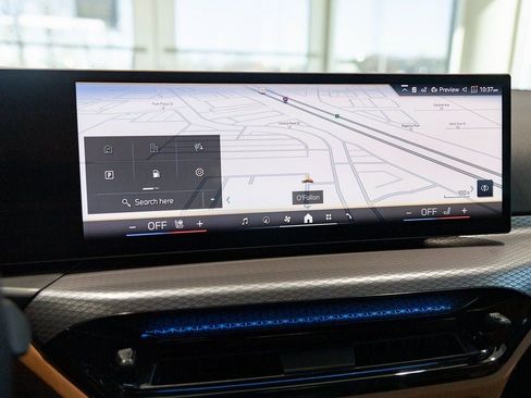 New 2026 BMW 330i xDrive Sedan w/ Convenience Package image 30