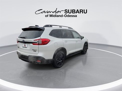 Used 2025 Subaru Ascent Bronze Edition image 8