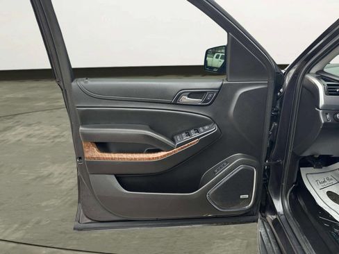 Used 2015 Chevrolet Suburban LTZ AWD/4WD image 10