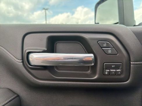 Used 2020 Chevrolet Silverado 2500 LTZ w/ LTZ Plus Package image 21