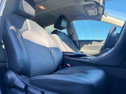 Used 2023 Toyota Camry SE image 22