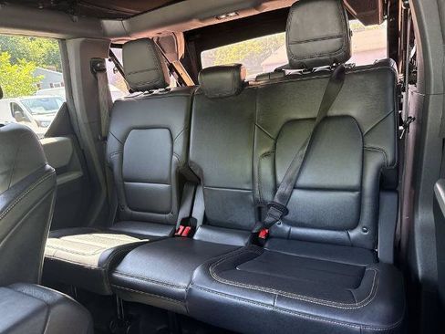 Certified 2023 Ford Bronco Badlands w/ Sasquatch Package AWD/4WD image 21