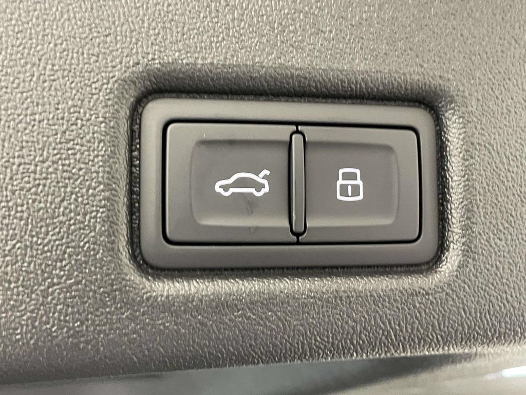 New 2026 Audi Q5 Premium Plus AWD/4WD image 21