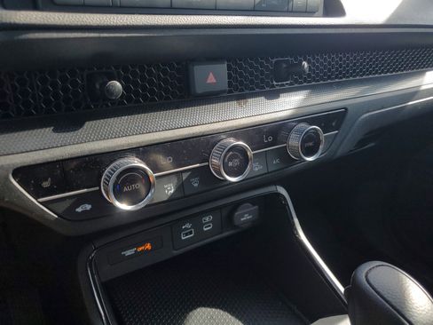 Used 2025 Honda CR-V EX image 29