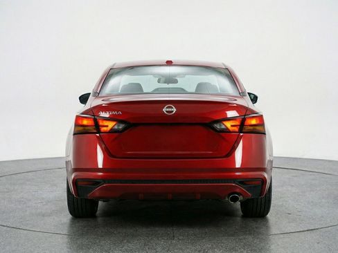 Used 2025 Nissan Altima 2.5 SV image 7