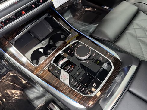 New 2026 BMW X5 xDrive50e image 20