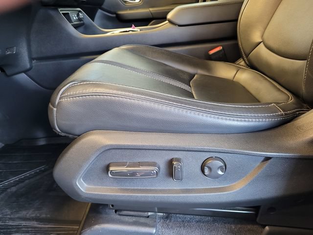 Used 2025 Honda Pilot Touring image 21