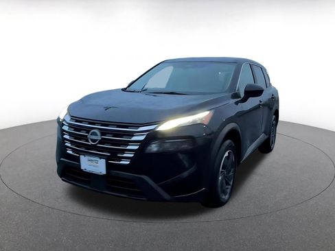 Used 2025 Nissan Rogue SV image 7